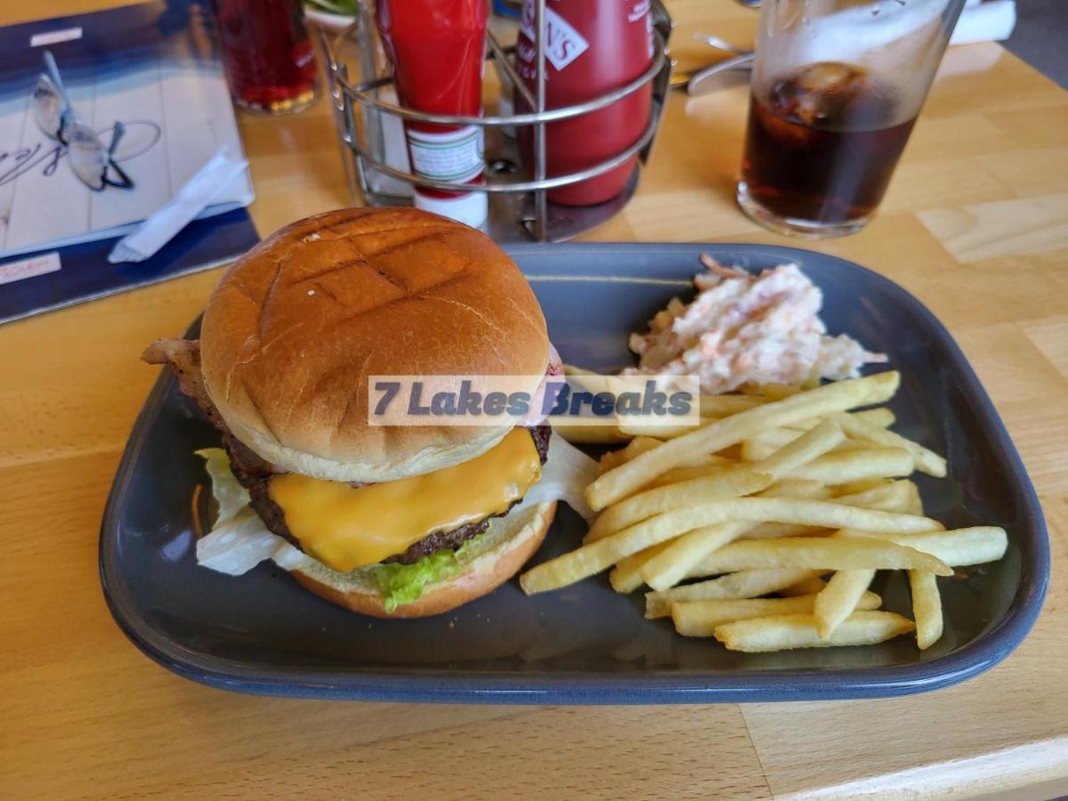 7 Lakes Breaks At 7 Lakes Country Park * Crowle (Lincolnshire)