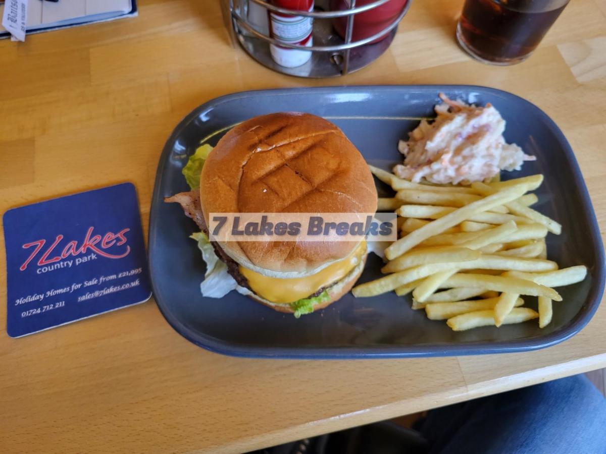 7 Lakes Breaks At 7 Lakes Country Park Holiday home *
