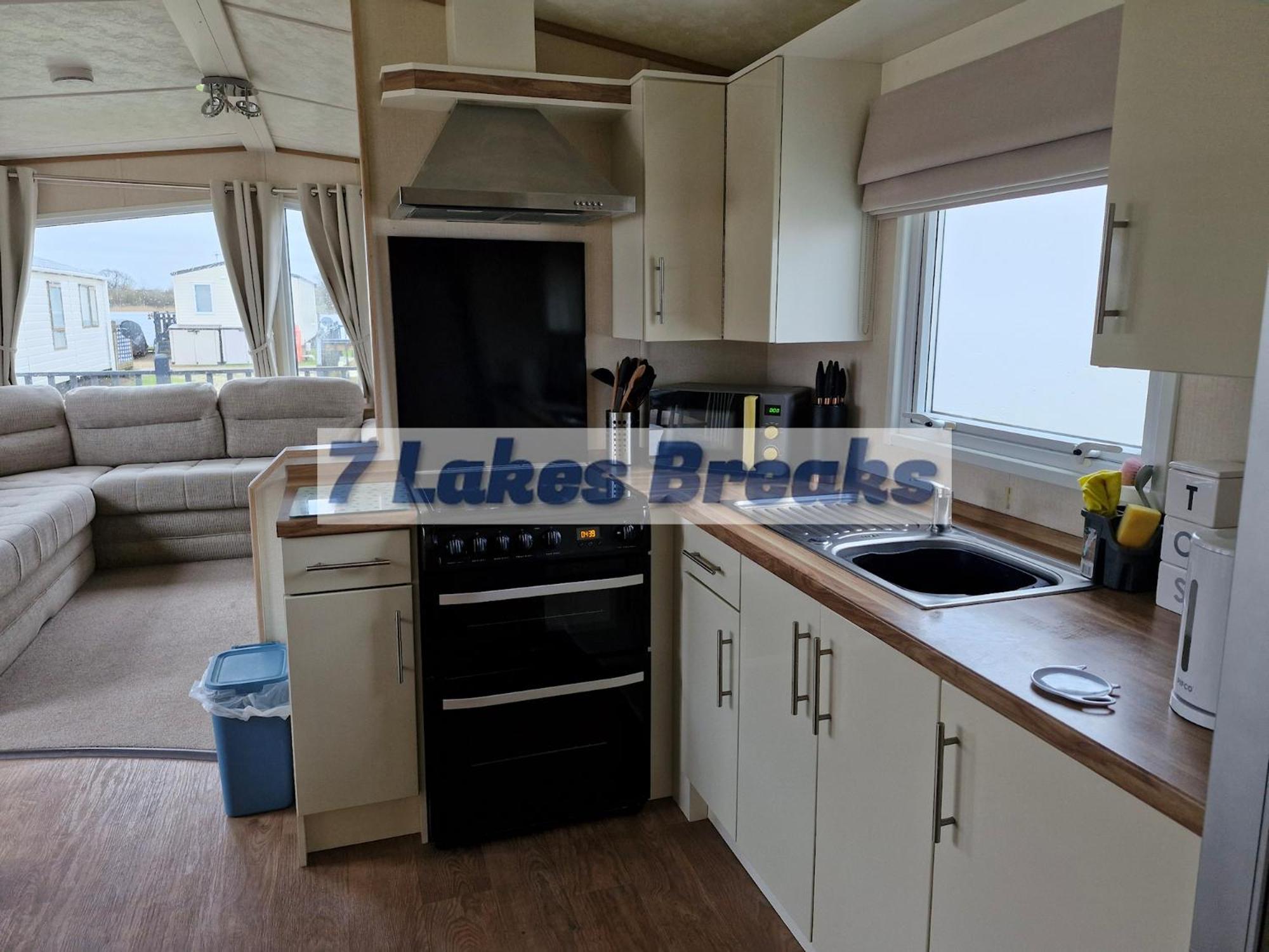 7 Lakes Breaks At 7 Lakes Country Park Crowle (Lincolnshire)